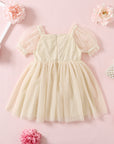 Partykleid mit Schweizer Punkten