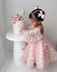 Holen Sie sich 100 $ Rabatt! Code: BIRTHDAY100 Bestseller: Rosa Geburtstagskleid mit Schmetterlingen