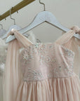 Mik & Me Exclusive - Flora Kleid & Haarspange Zartrosa