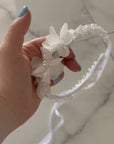 Handgefertigte Haarkrone aus Spitze und Strass