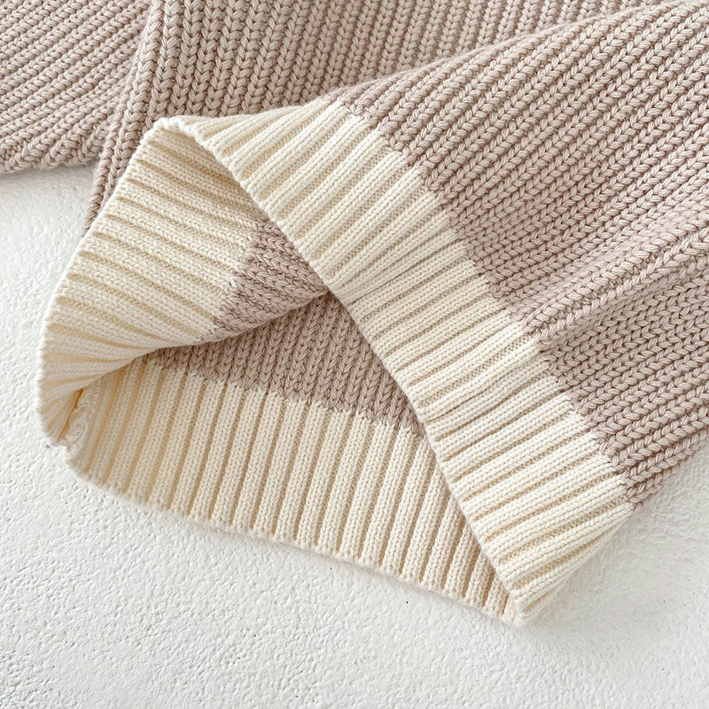 Neutrales Strickset