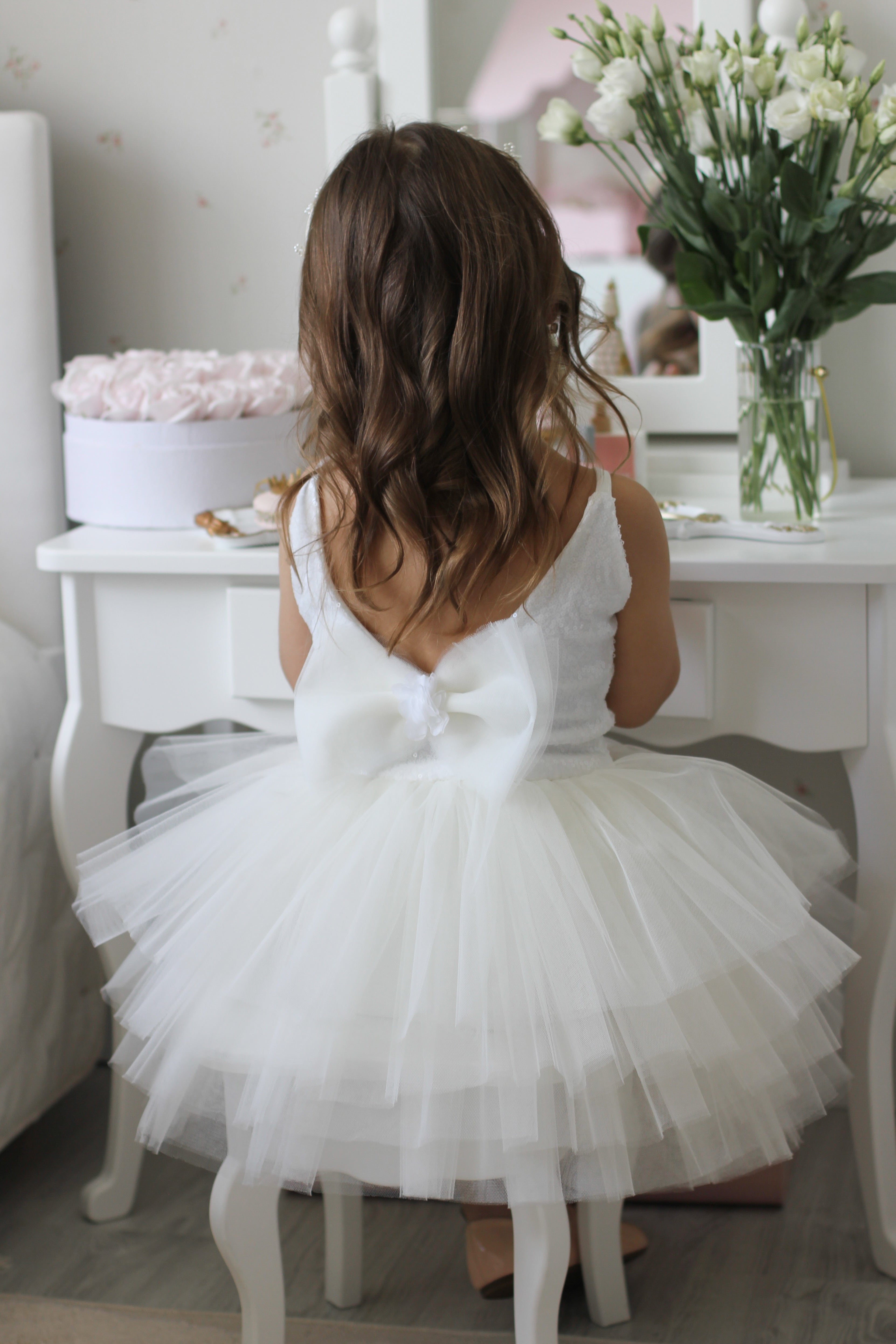 Luxuriöses handgefertigtes Kleid für besondere Anlässe