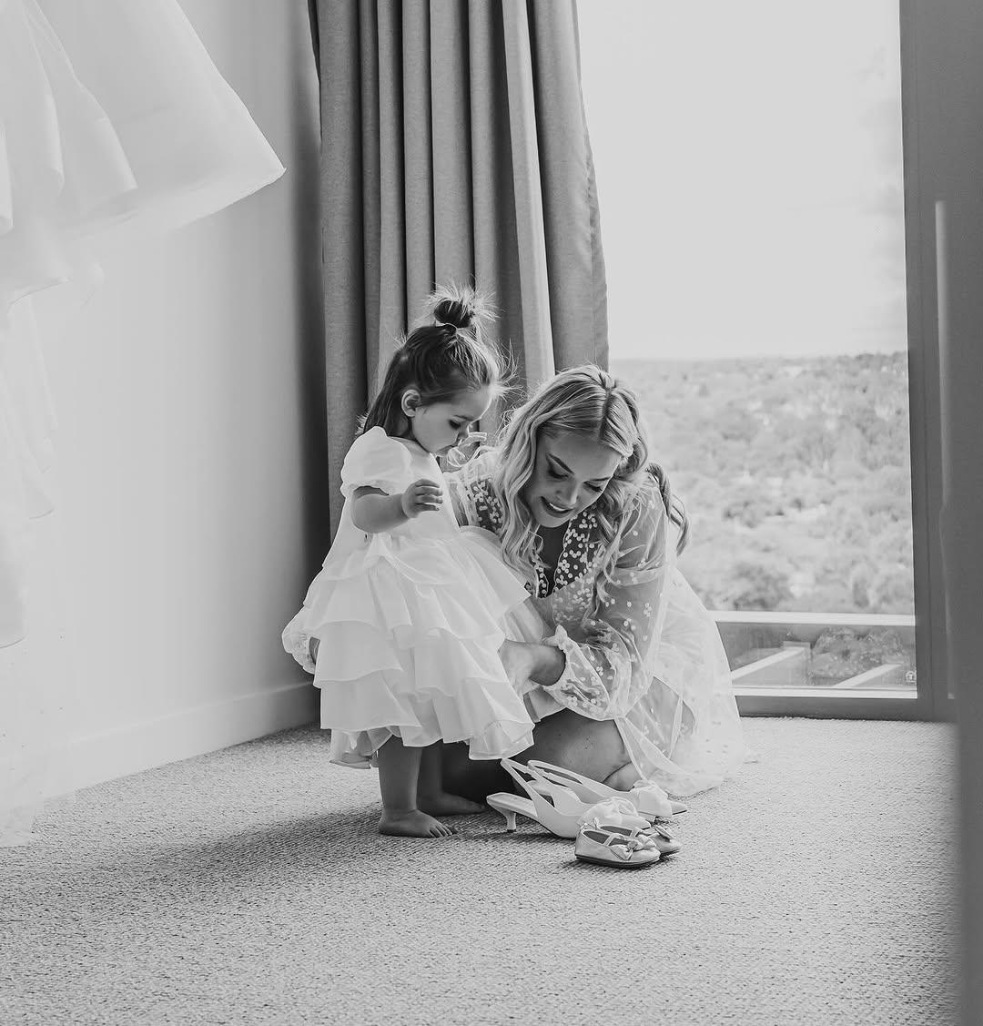 Isabella Special Occasion Dress - Knee Length (Made to Order) MK009