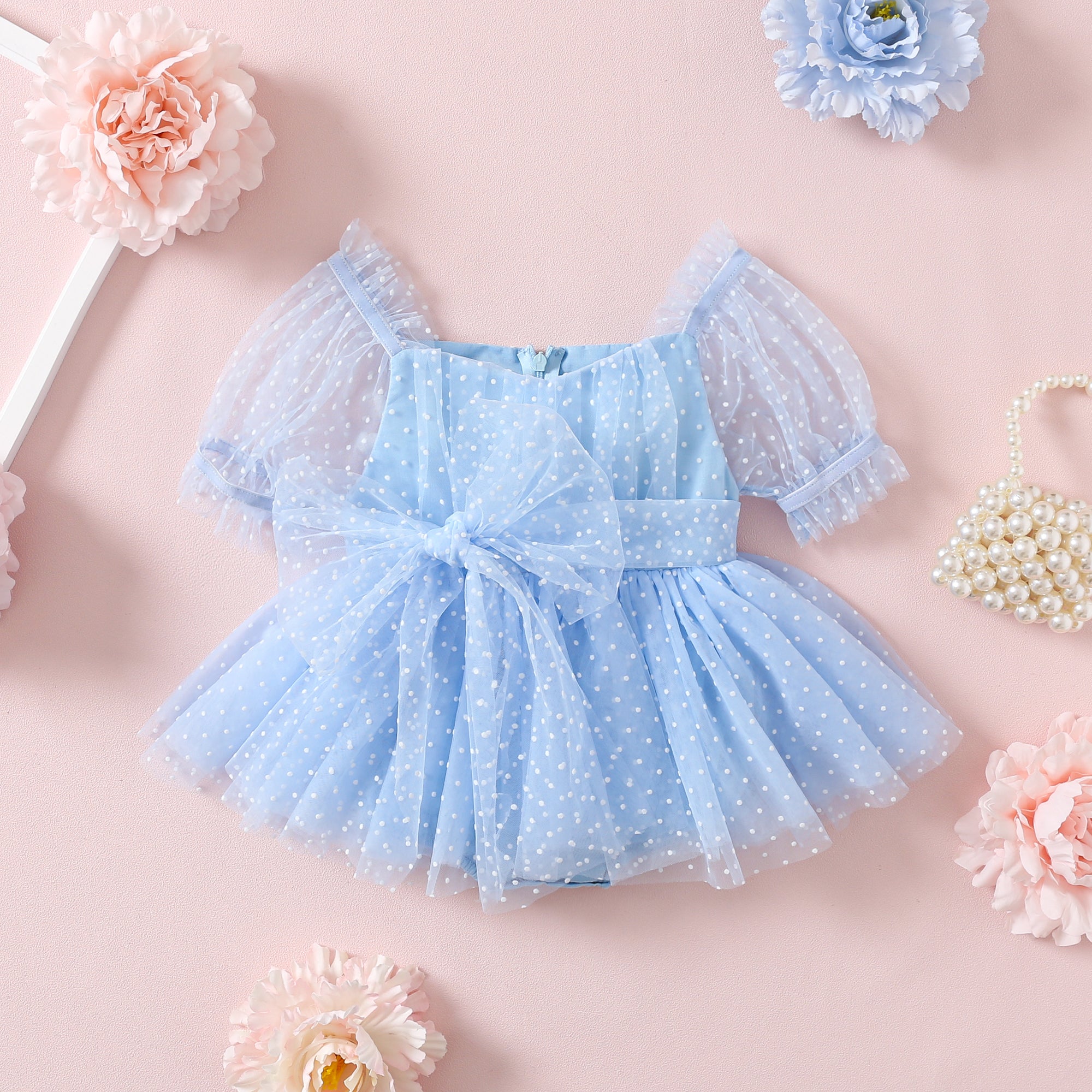 Party Stramplerkleid mit Schweizer Punkten