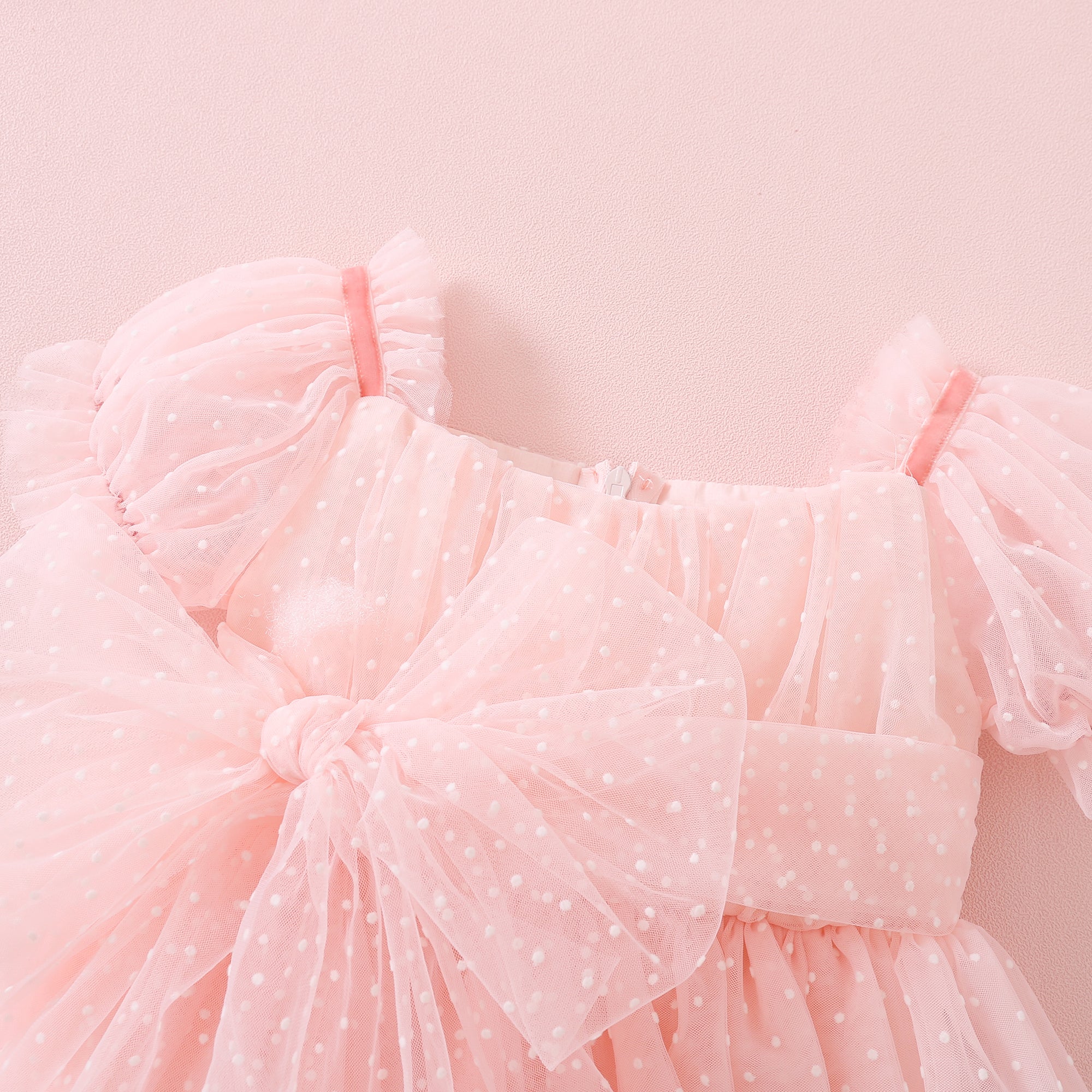 Party Stramplerkleid mit Schweizer Punkten