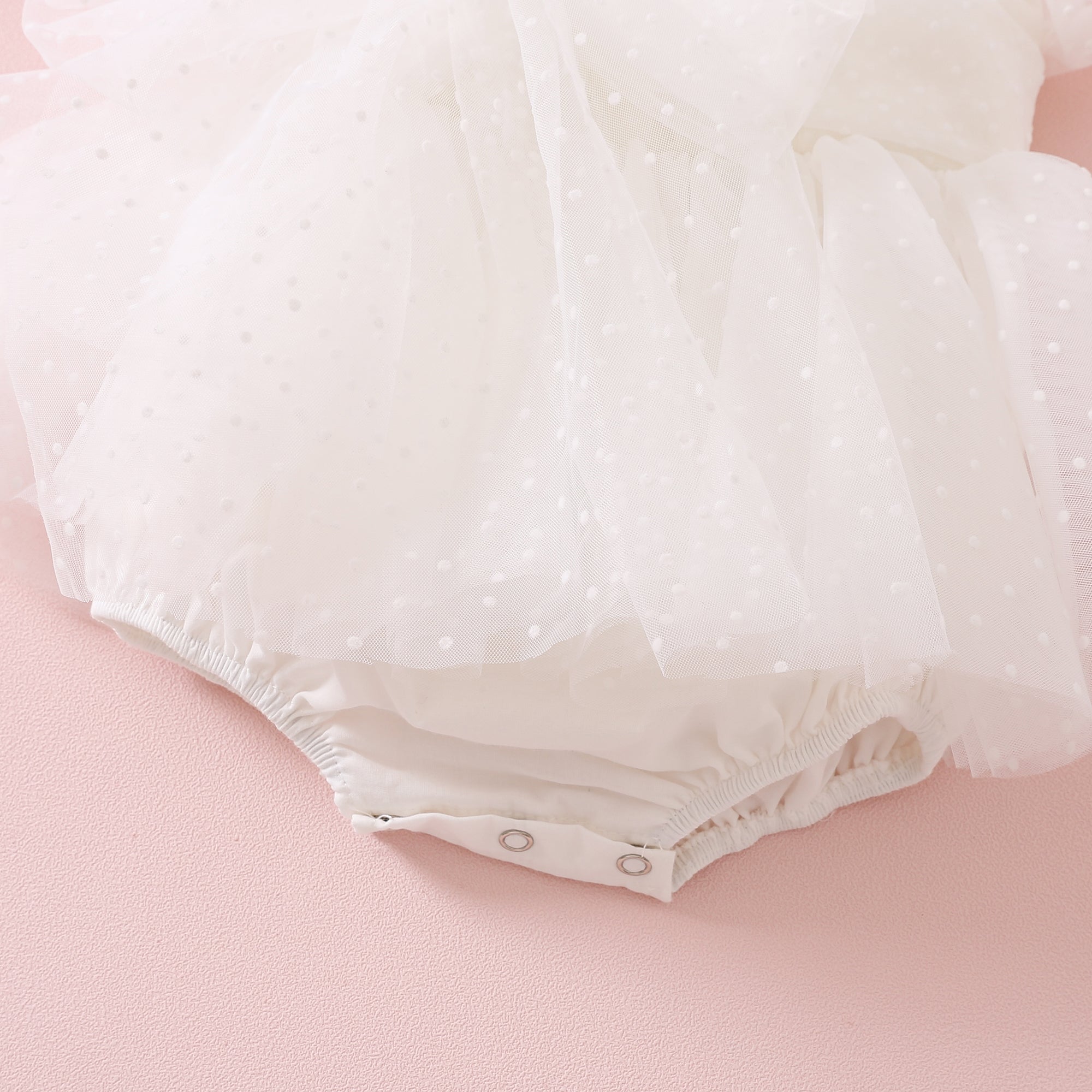 Party Stramplerkleid mit Schweizer Punkten