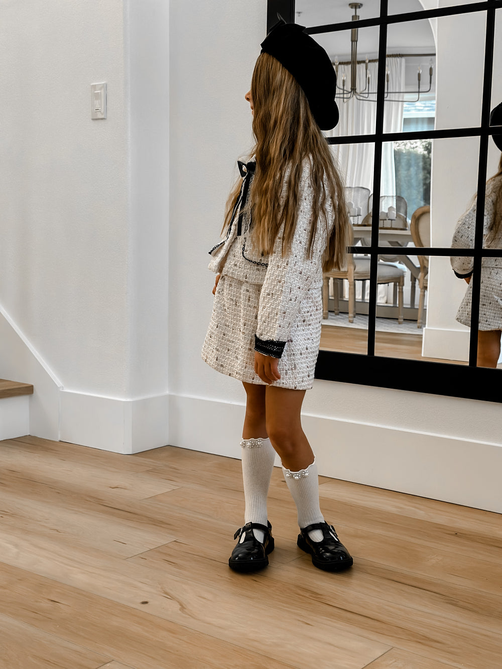 طقم تويد - أبيض