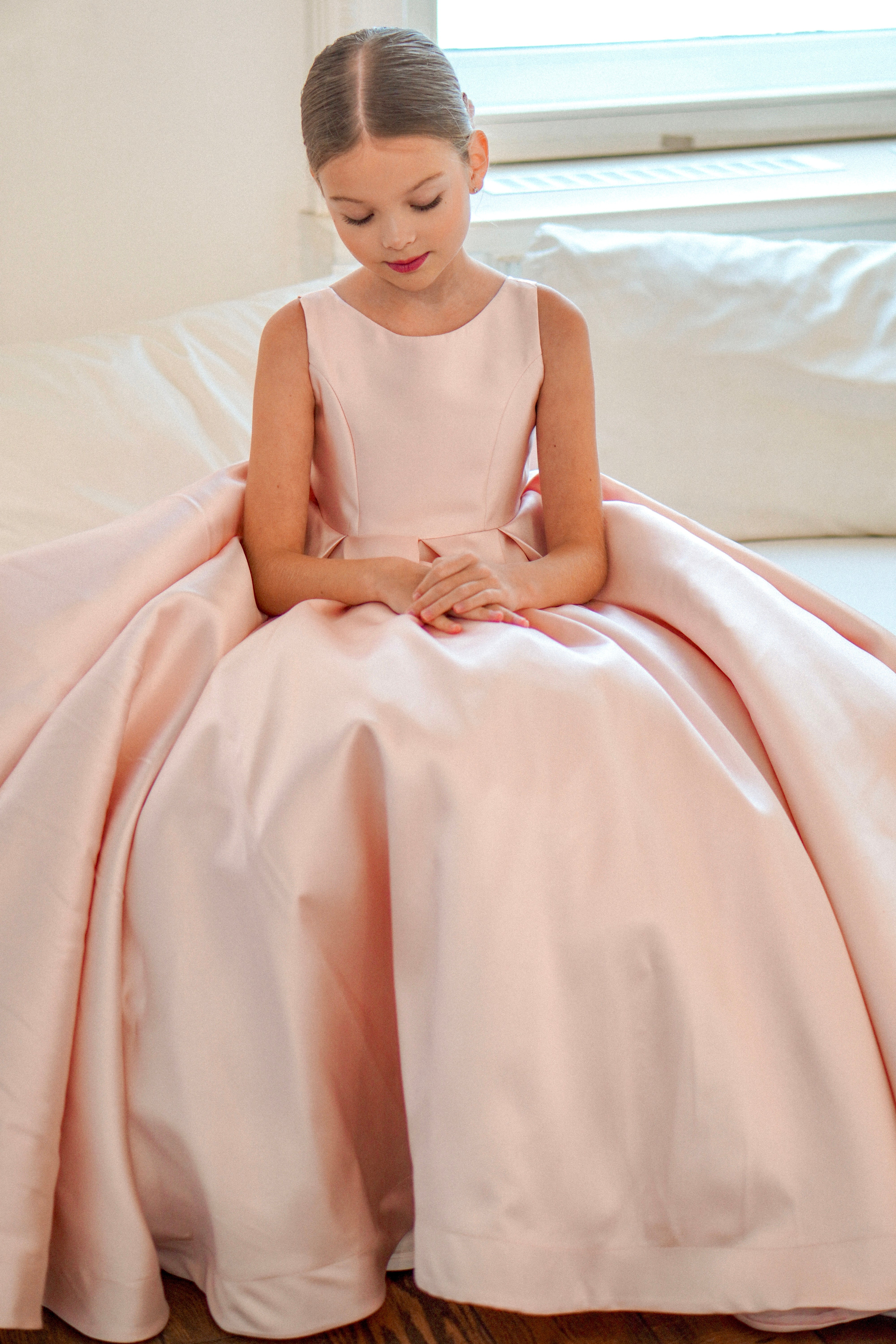 Sophia Mikado - Kleid für besondere Anlässe für Mädchen (Auf Bestellung gefertigt)