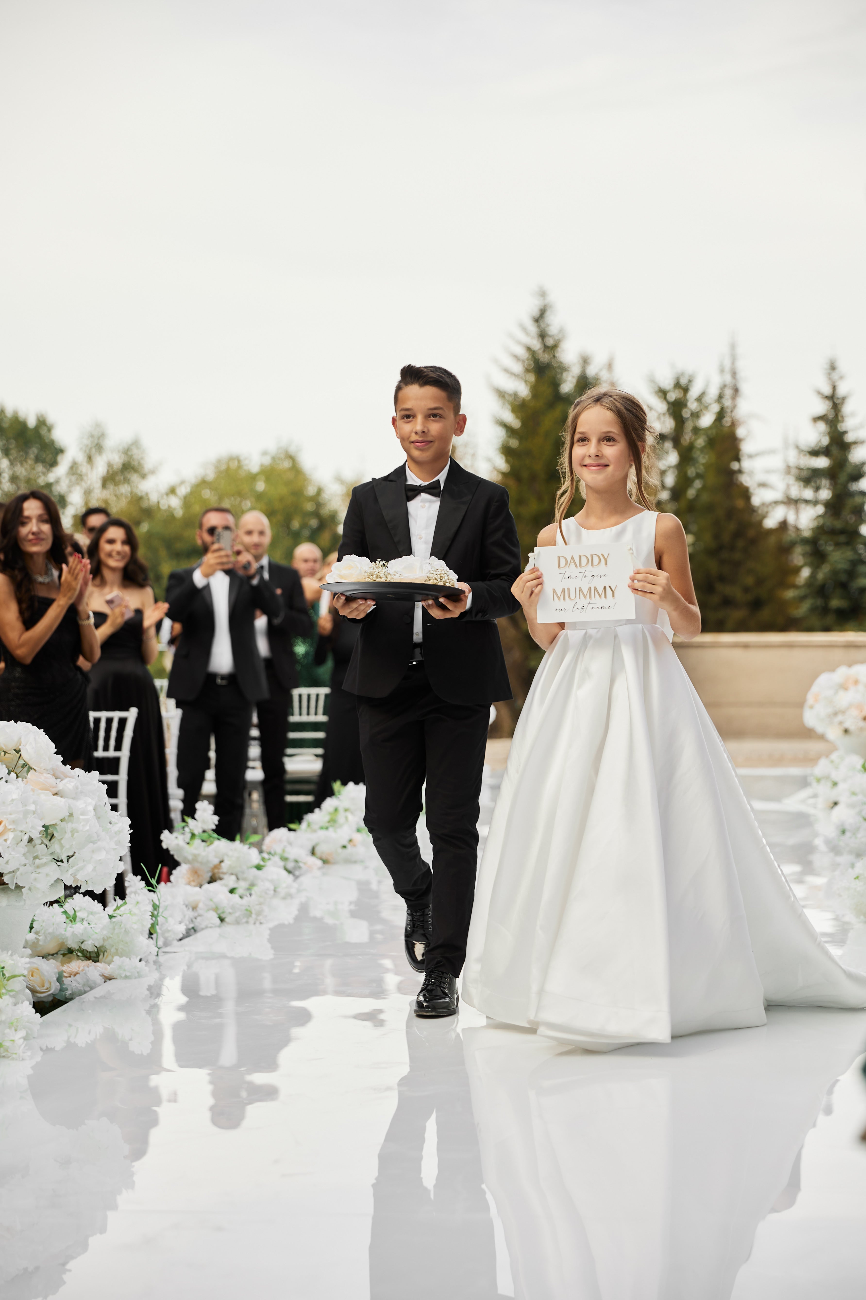 Sophia Mikado Blumenmädchenkleid (Auf Bestellung) Elfenbein