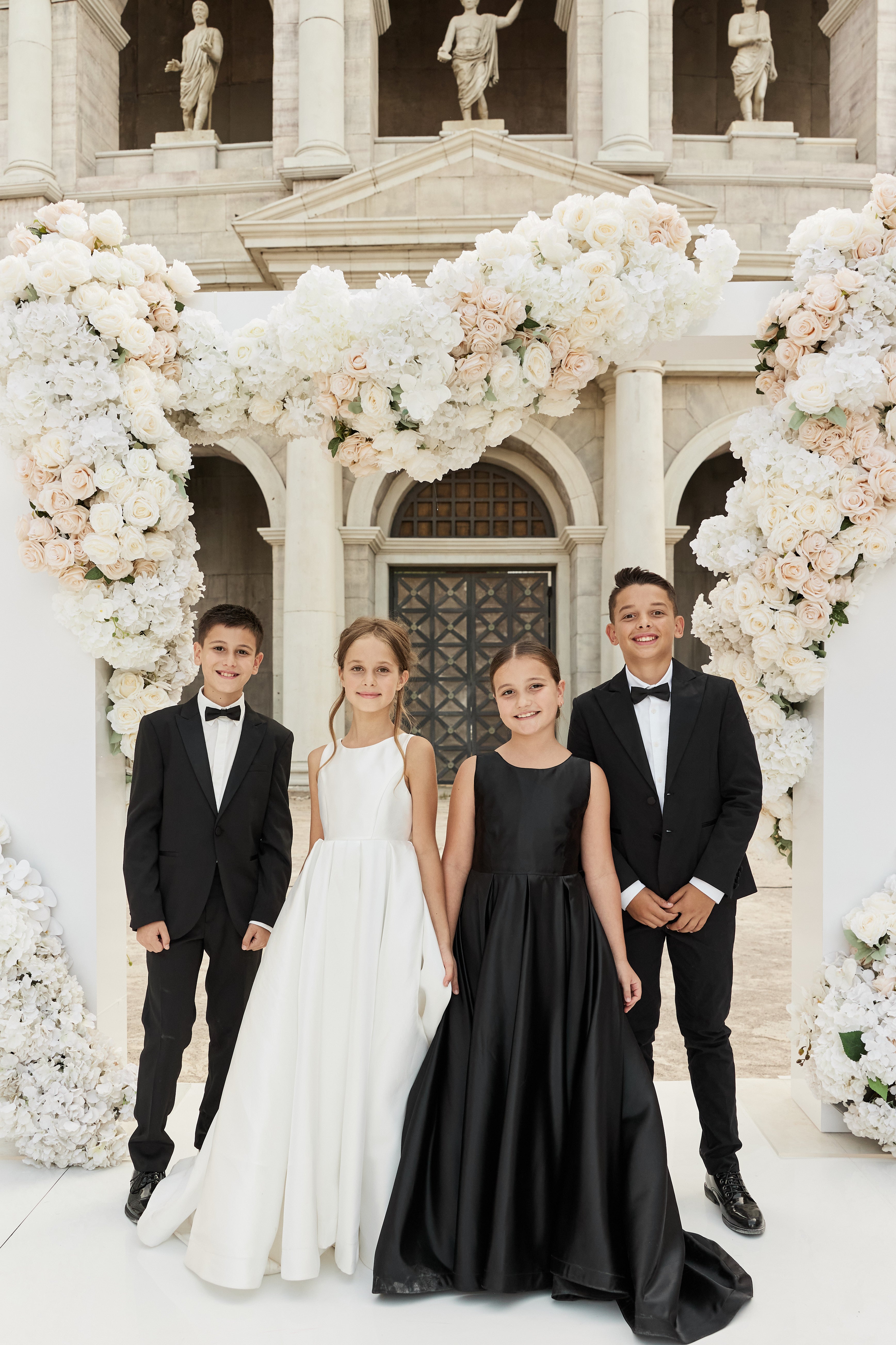 Sophia Mikado Blumenmädchenkleid (Auf Bestellung) Elfenbein