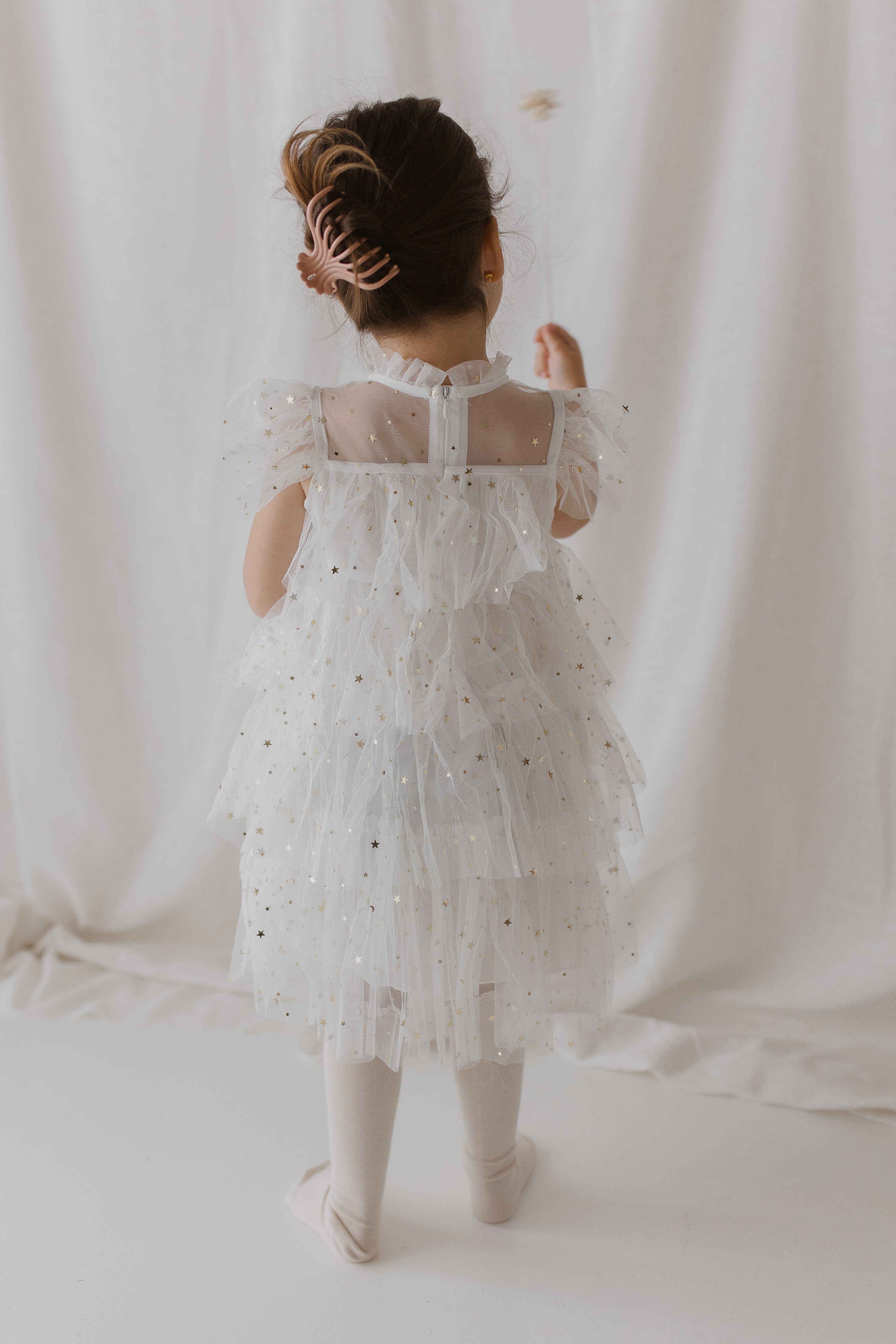 فستان توتو على شكل نجوم وقمر