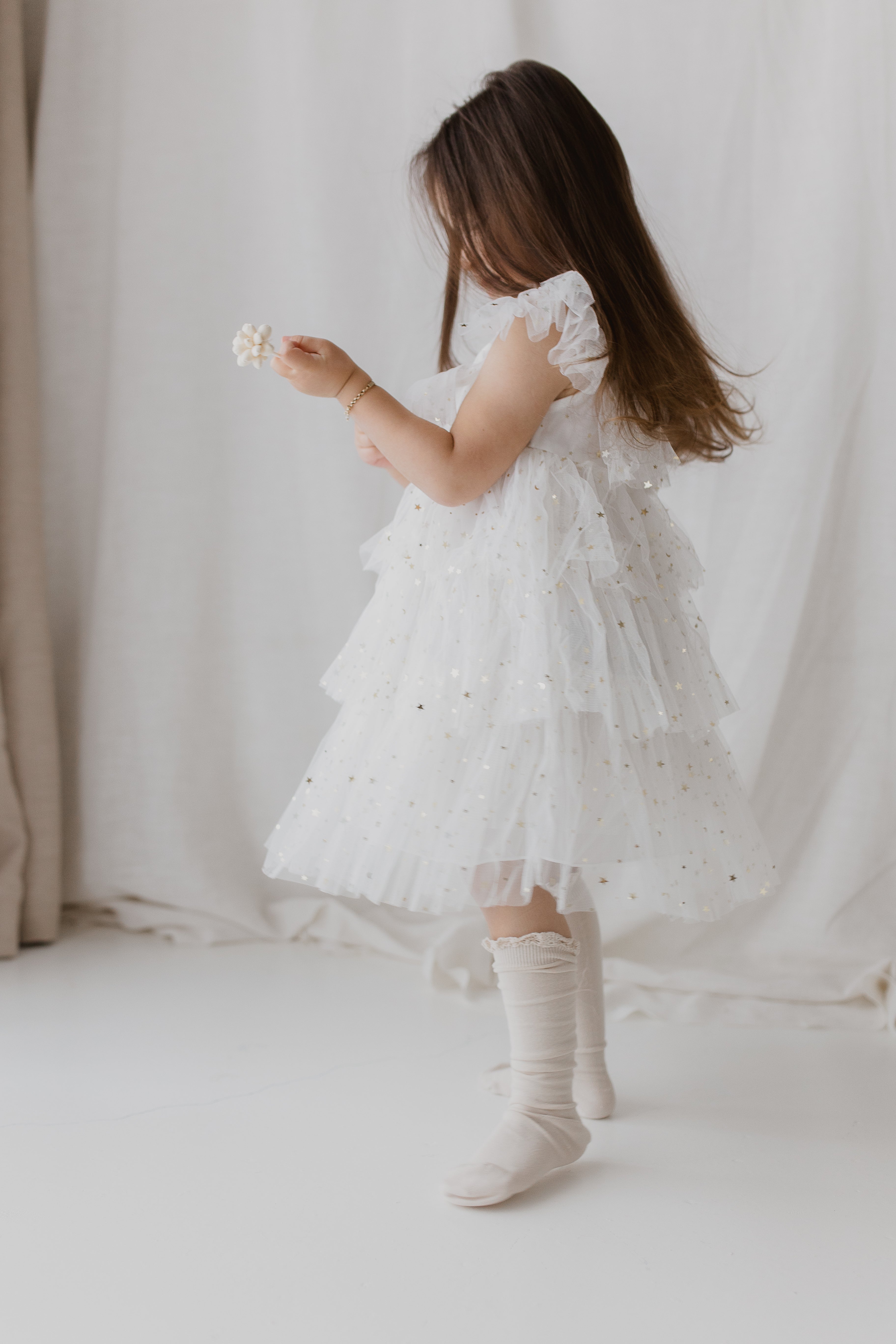 فستان توتو على شكل نجوم وقمر