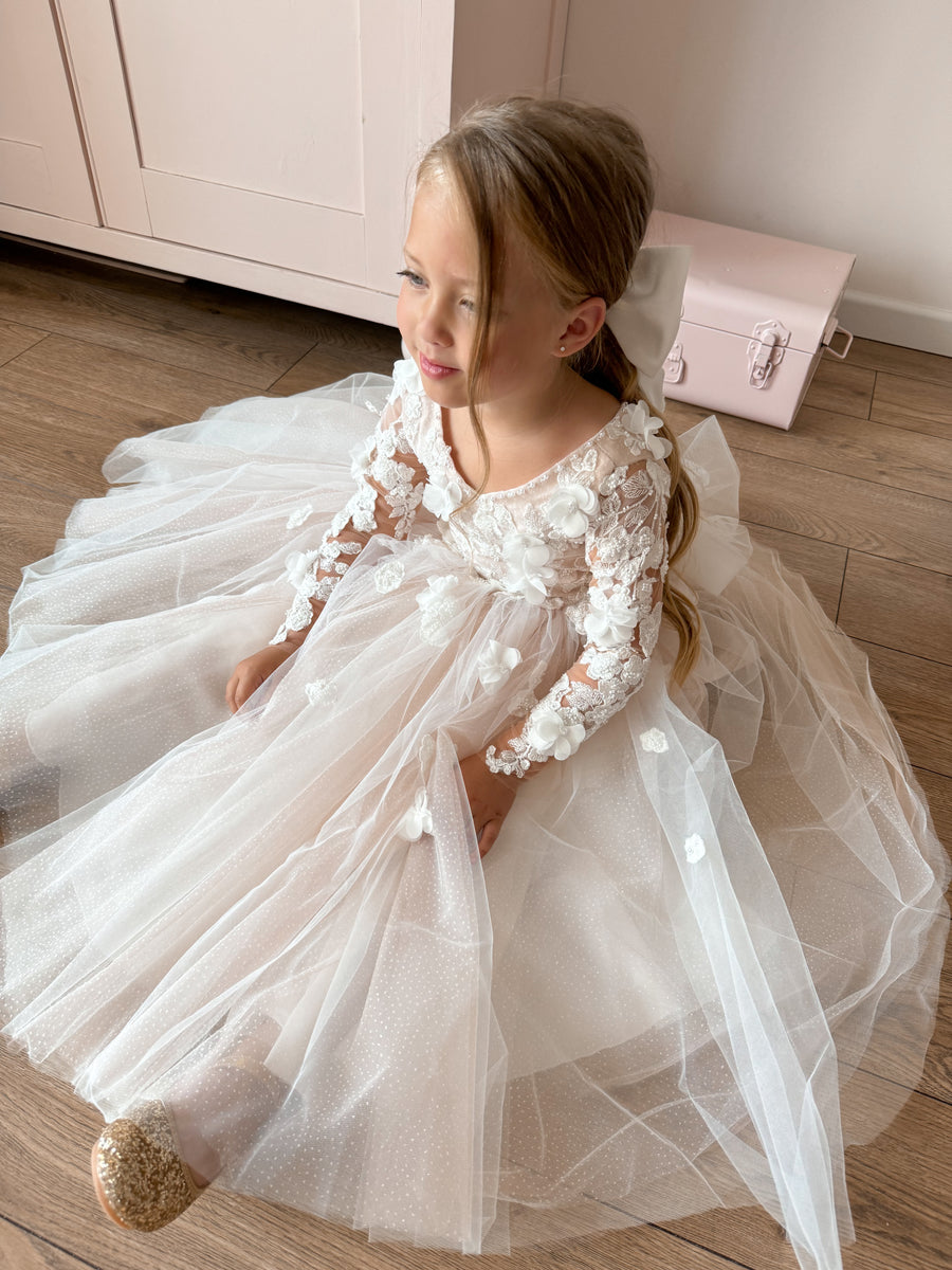Penelope Lace Dress - Handmade in Europe 4-5 weeks