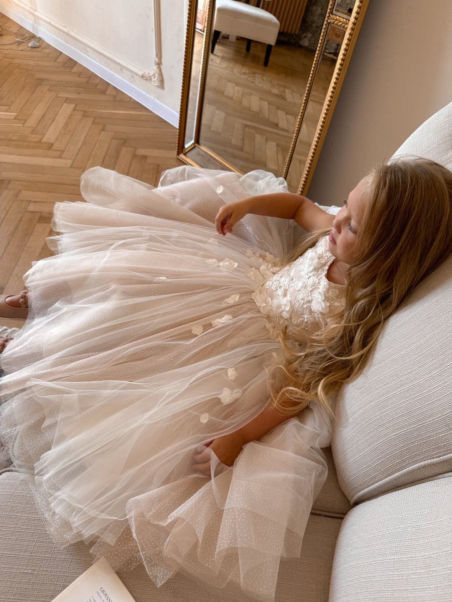 Penelope Lace Dress - Handmade in Europe 4-5 weeks