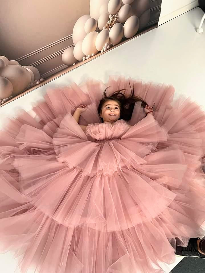 Vienna Dress – Vorgestellt im britischen VOGUE-Magazin (Auf Bestellung gefertigt)