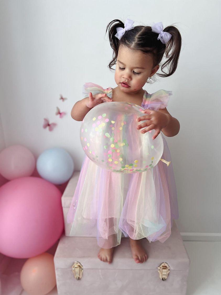 Pastellfarbenes Tutu mit Feenflügeln