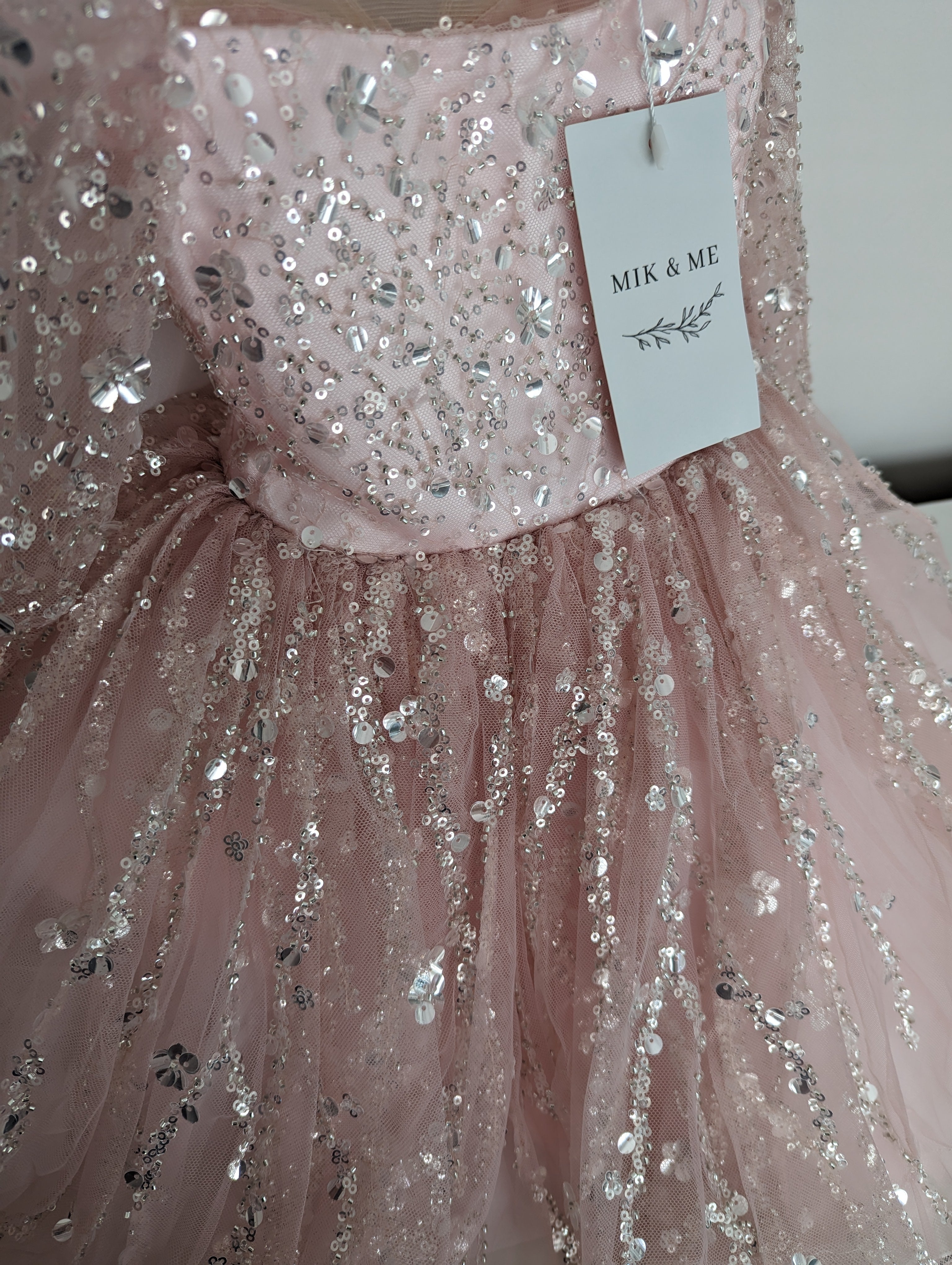 فستان لولا لوكس - وردي (حسب الطلب)