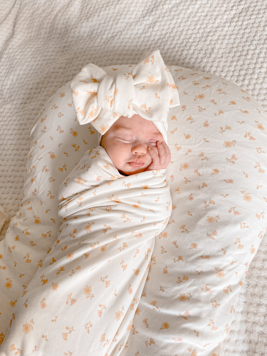 LOTTIE - STRETCH SWADDLE - Shipping to Australia Only