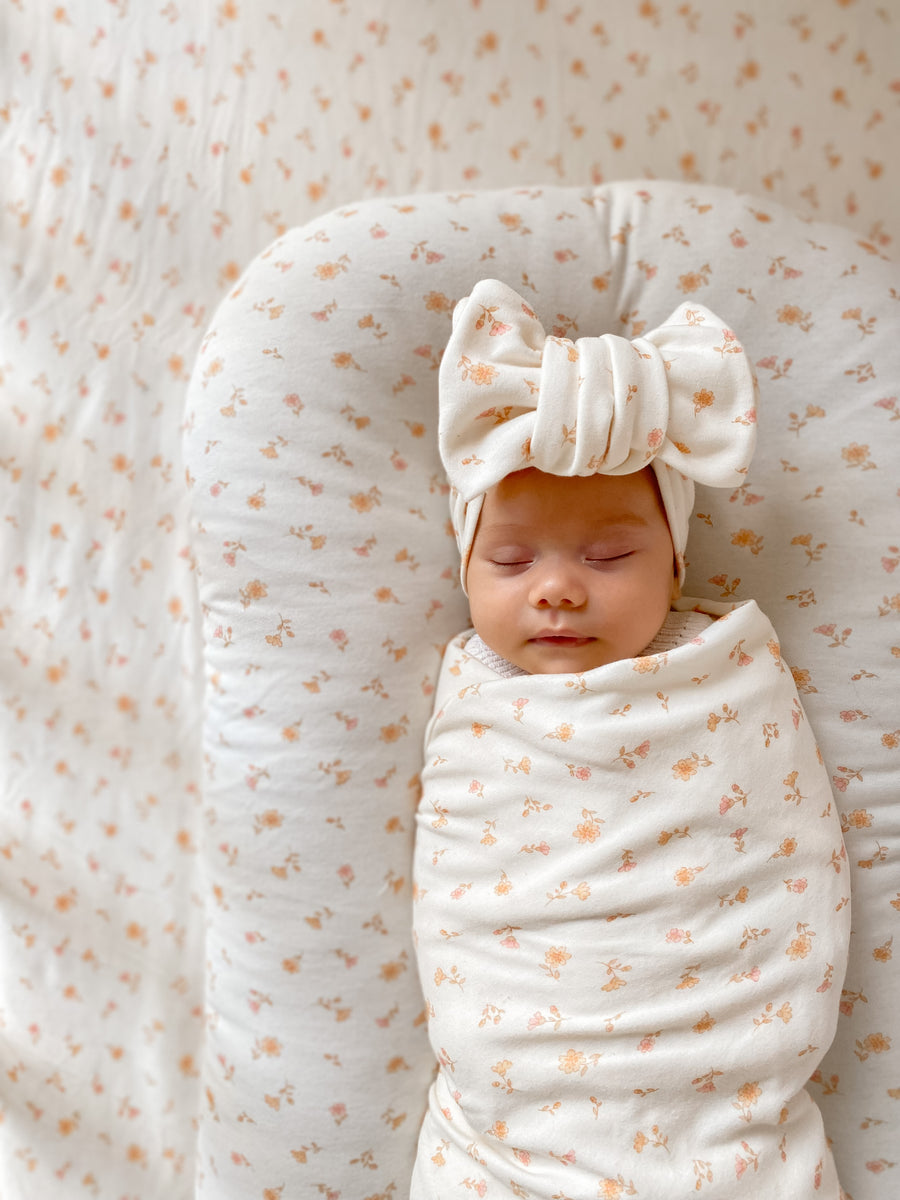 LOTTIE - STRETCH SWADDLE - Shipping to Australia Only