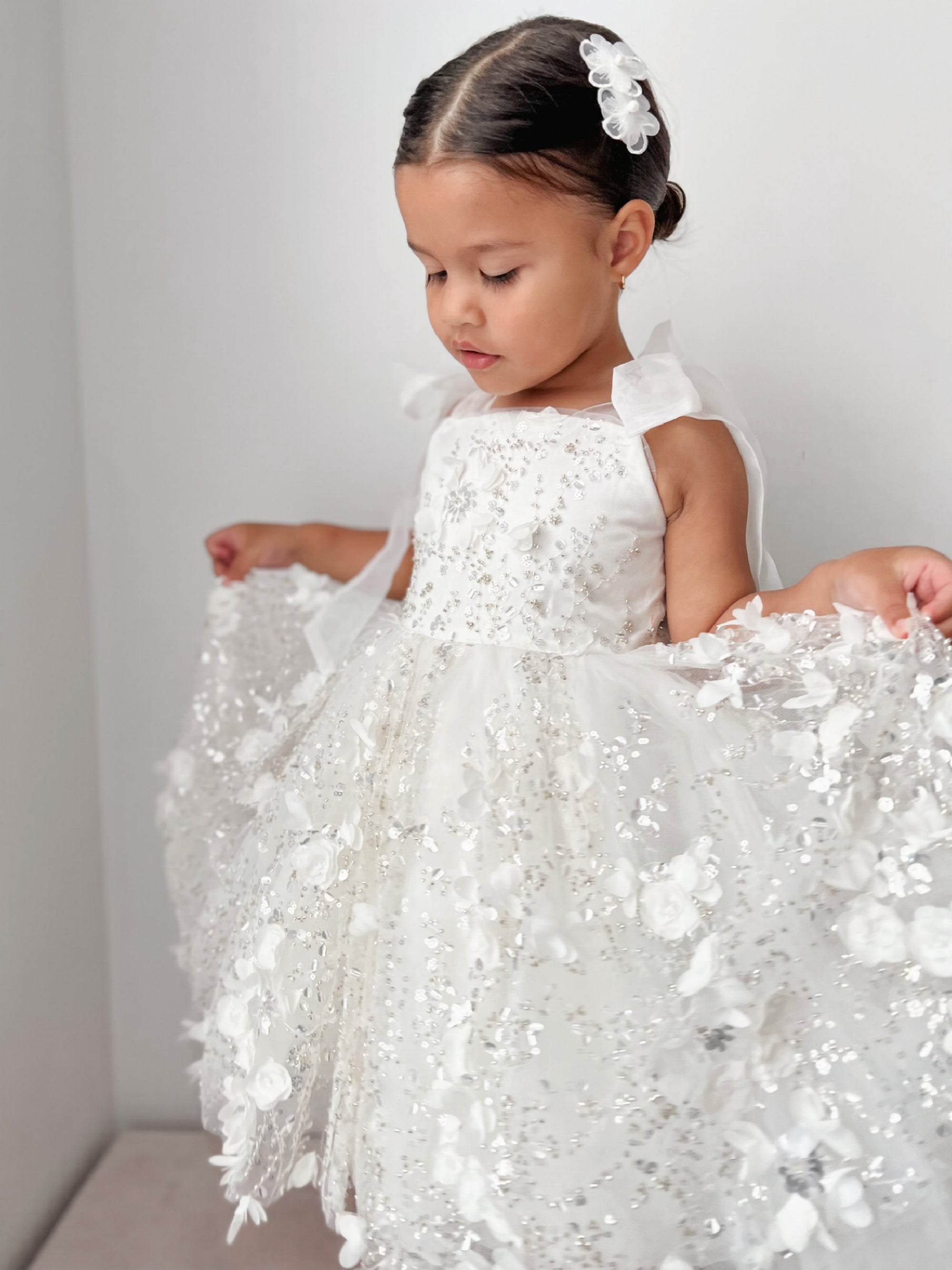 lace flower girl dresses australia Field of Wildflowers Dress This dreamy dress is everything you've been searching for! With delicate floral lace, soft puff sleeves, and a tutu-style skirt that twirls with every step, it's the perfect