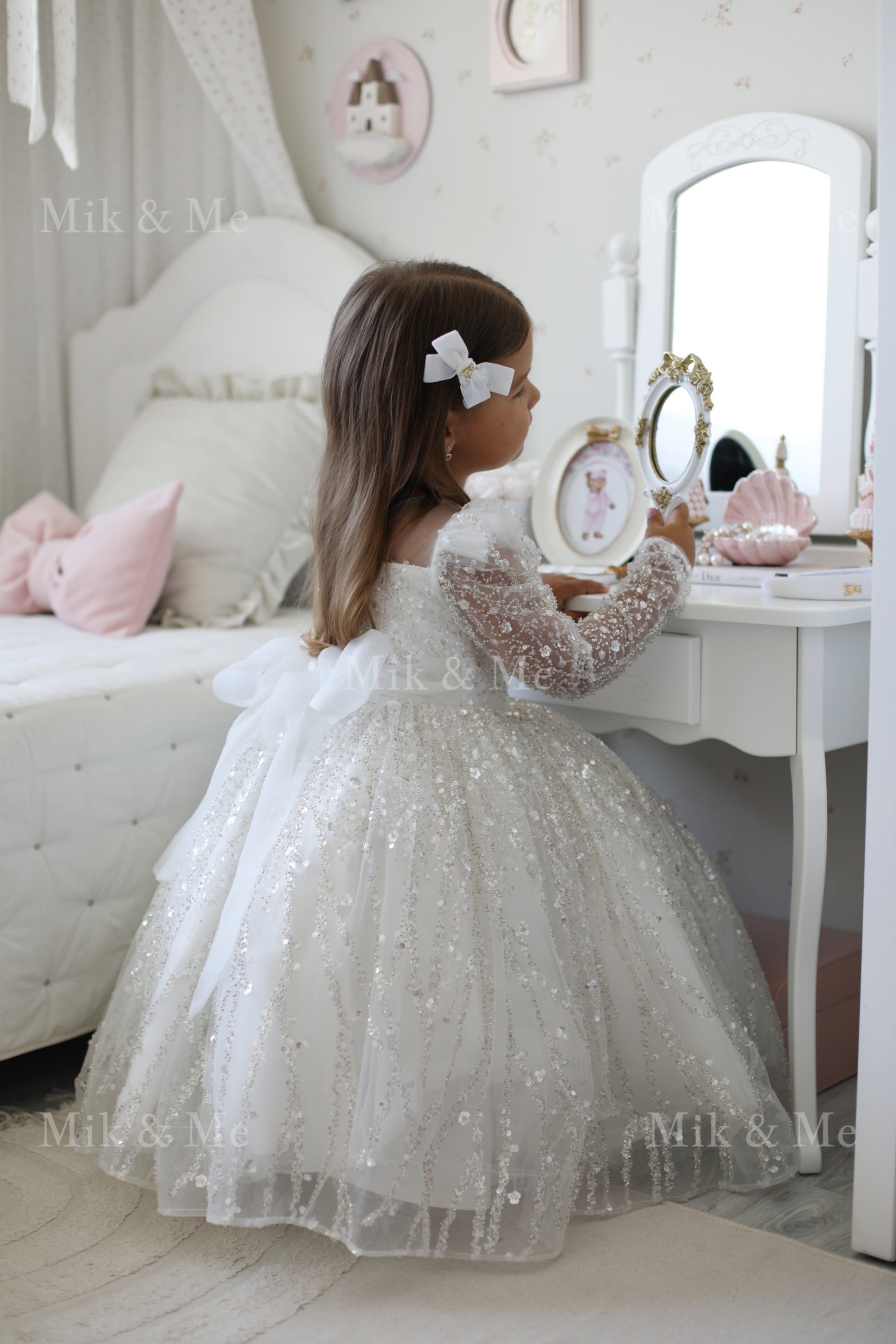 Lola Luxe-Kleid – Weiß (Auf Bestellung gefertigt)