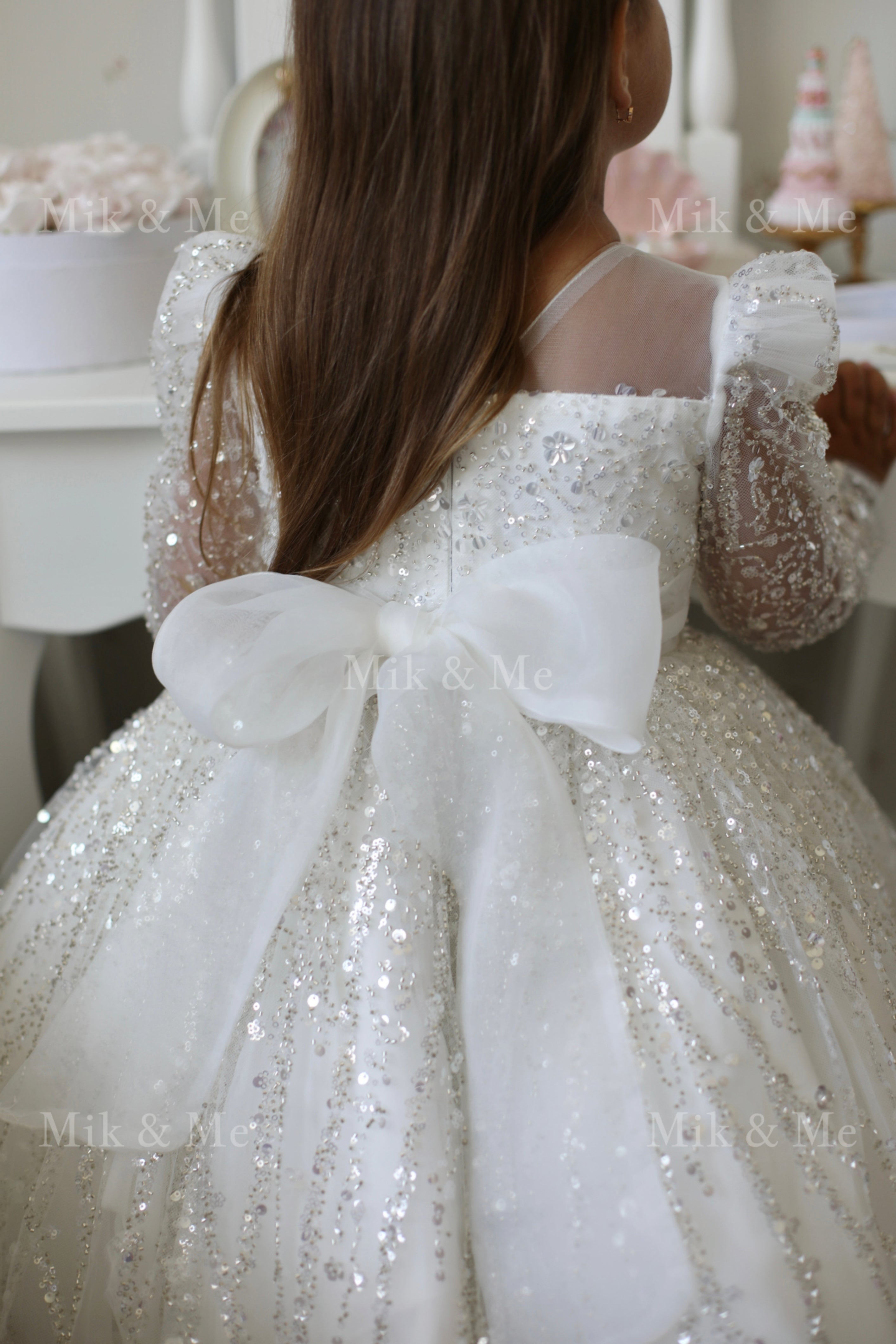 Lola Luxe-Kleid – Weiß (Auf Bestellung gefertigt)